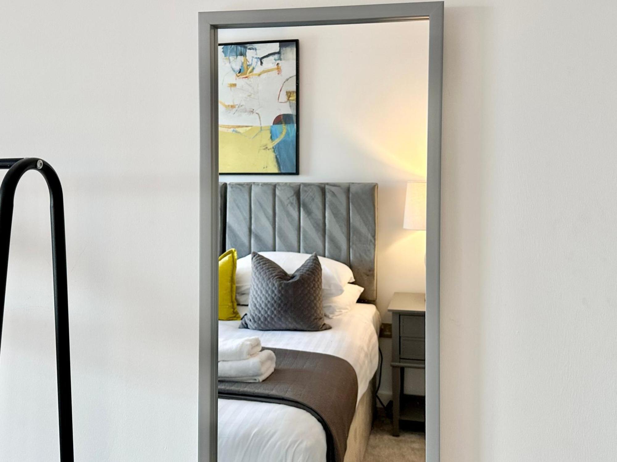 Icona Luxury Apartment With Minster Views & Allocated Parking ヨーク エクステリア 写真